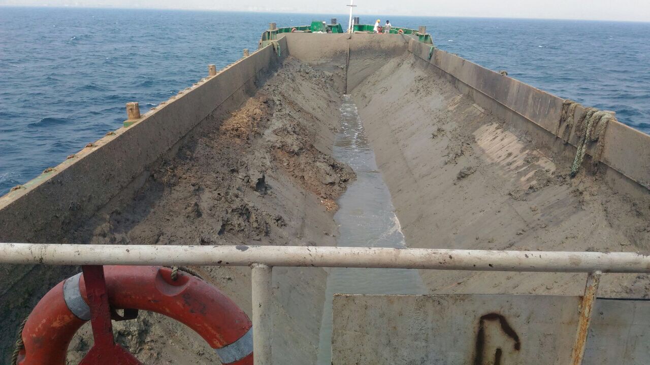 Go 1037 - Split Hopper Barge - 68m